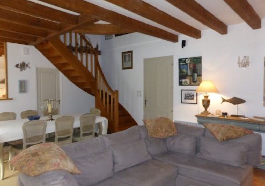 Photo of Livingroom in Montsalvy