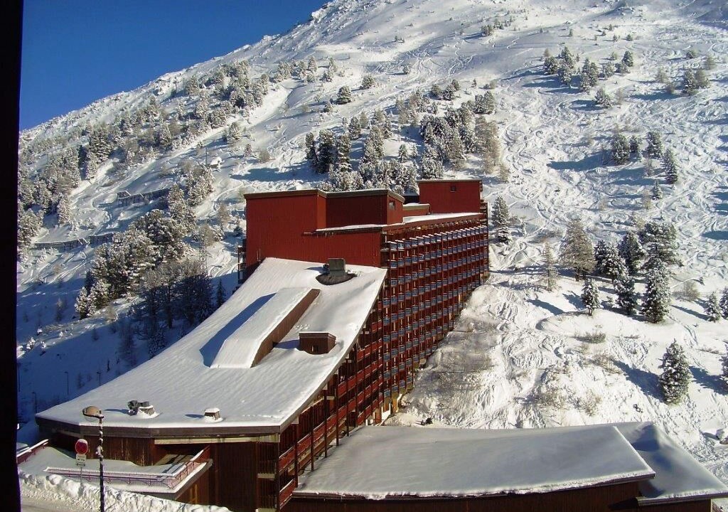 Photo of Outdoor in Arc-2000