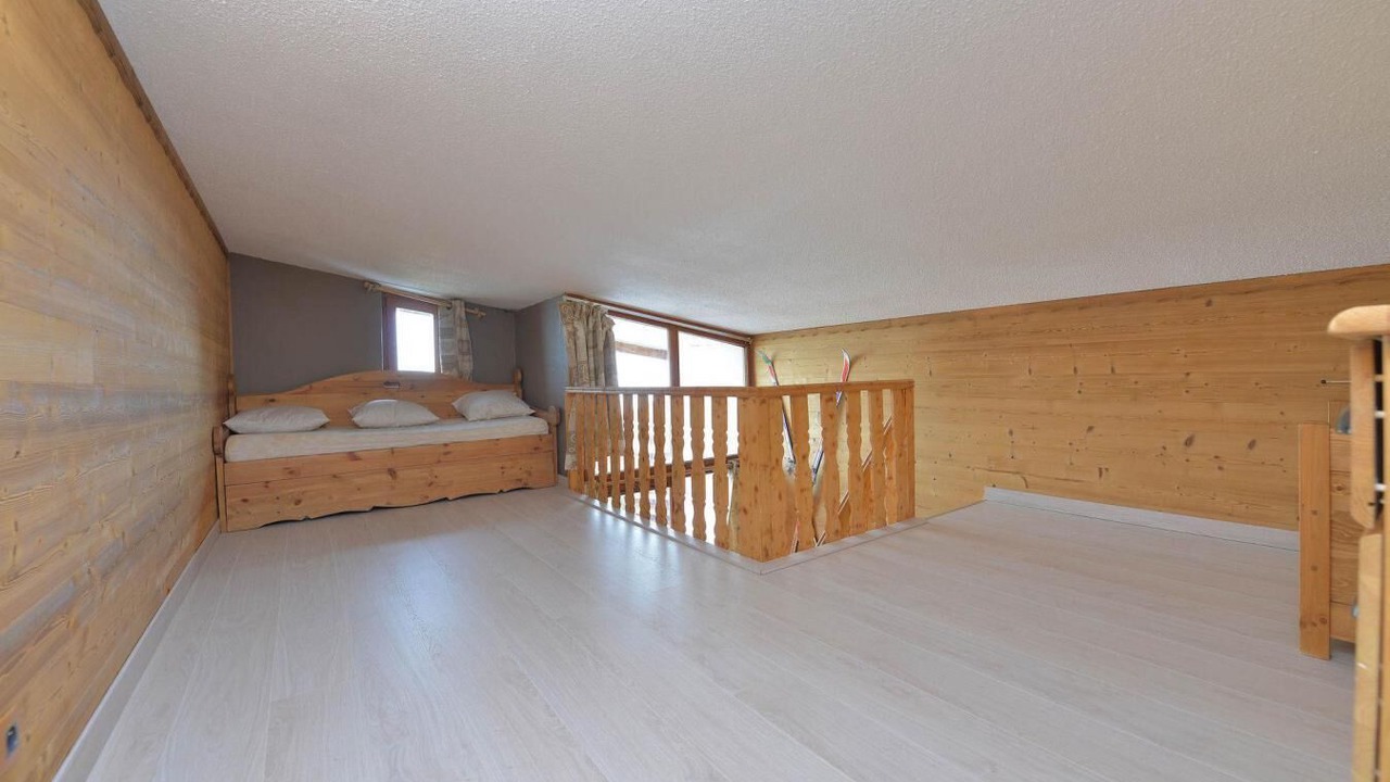 Photo of Bedroom in Arc-2000