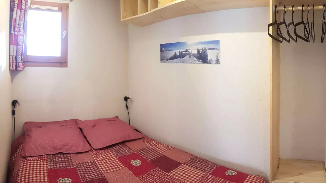 Photo of Bedroom in Areches