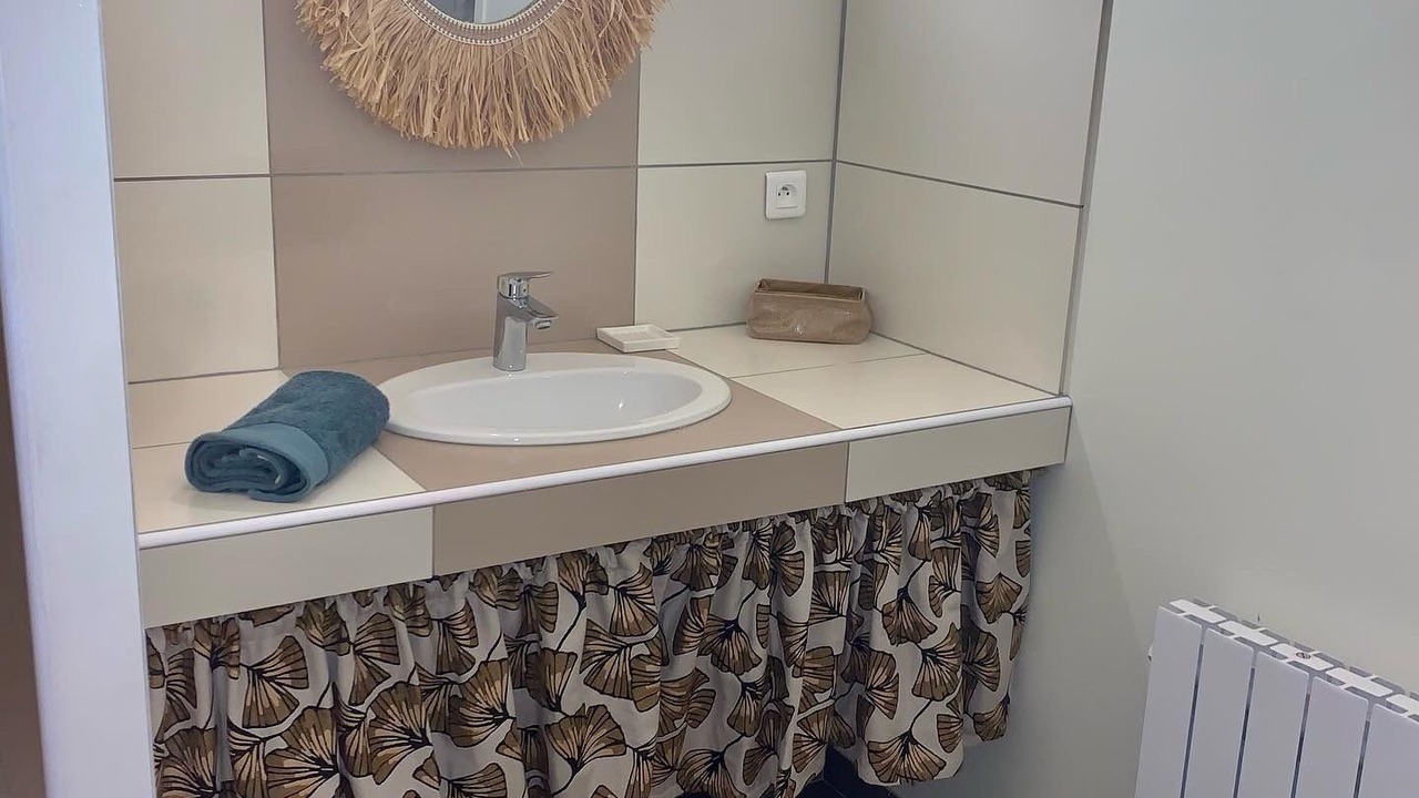 Photo of Bathroom in Aubenas