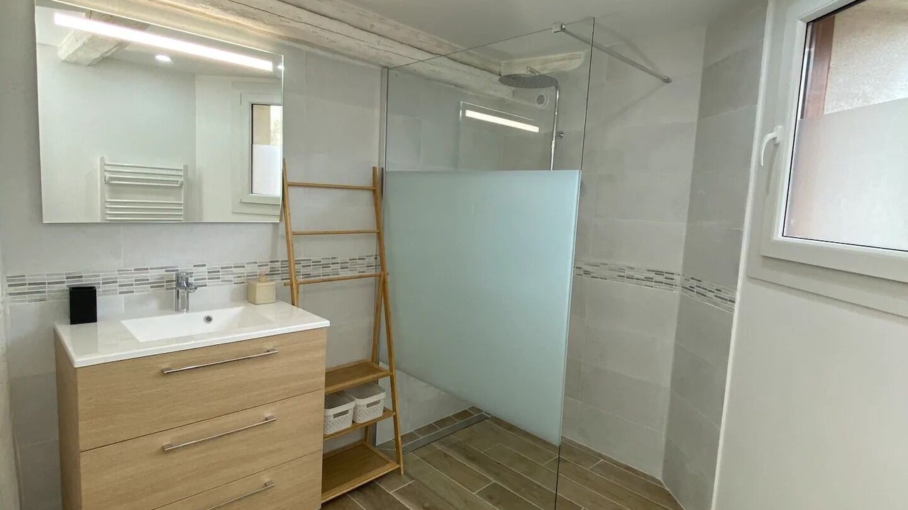 Photo of Bathroom in Noyarey