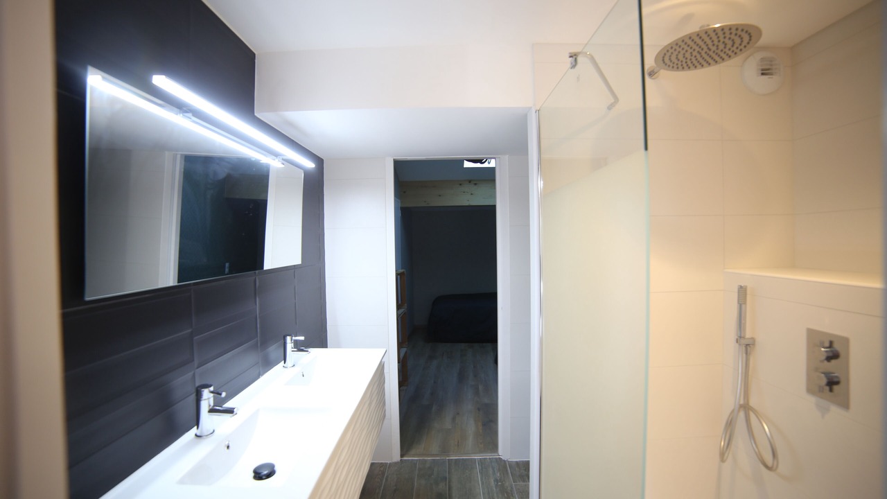 Photo of Bathroom in Clairvaux-d'Aveyron