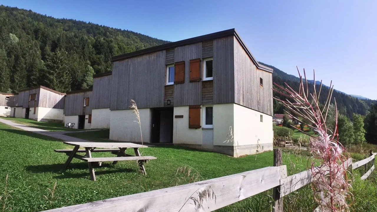 Photo of Outdoor in Lelex