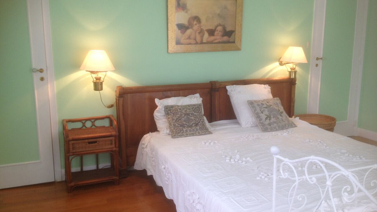 Photo of Bedroom in Mondalazac