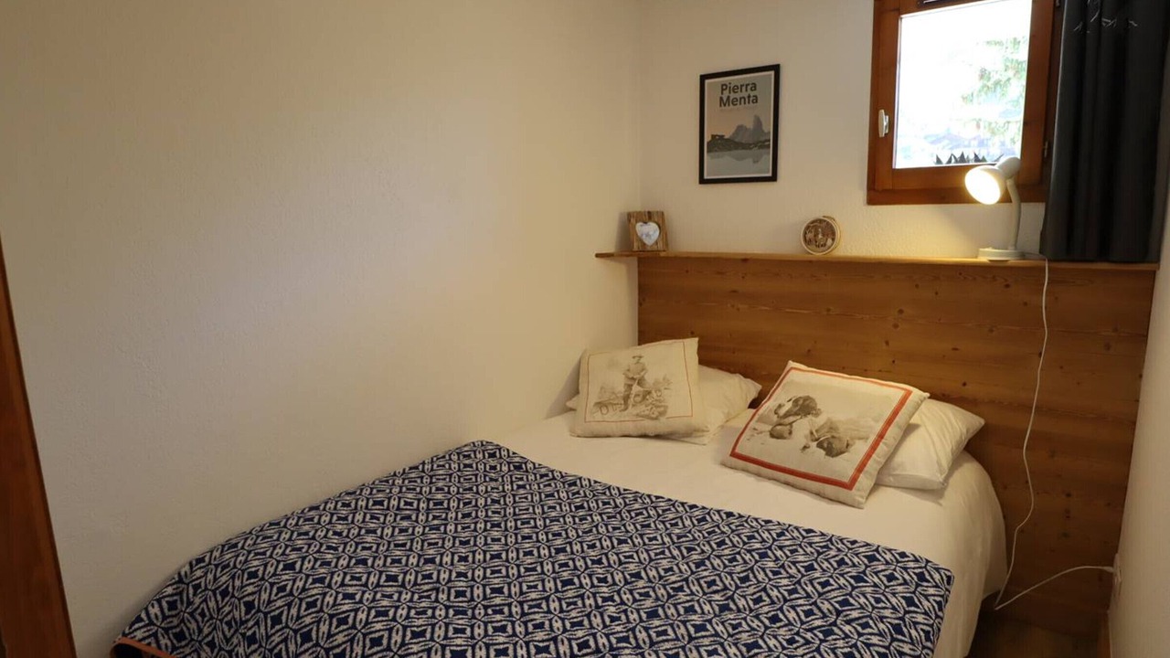 Photo of Bedroom in Areches