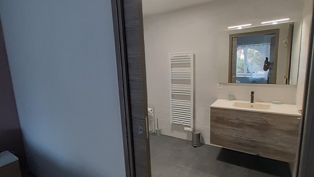 Photo of Bathroom in Saint-Santin