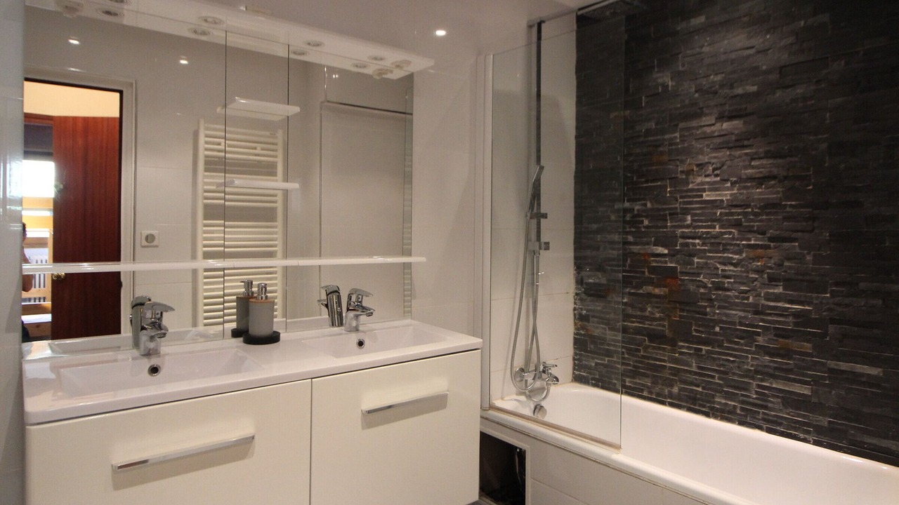 Photo of Bathroom in Tignes le Lac