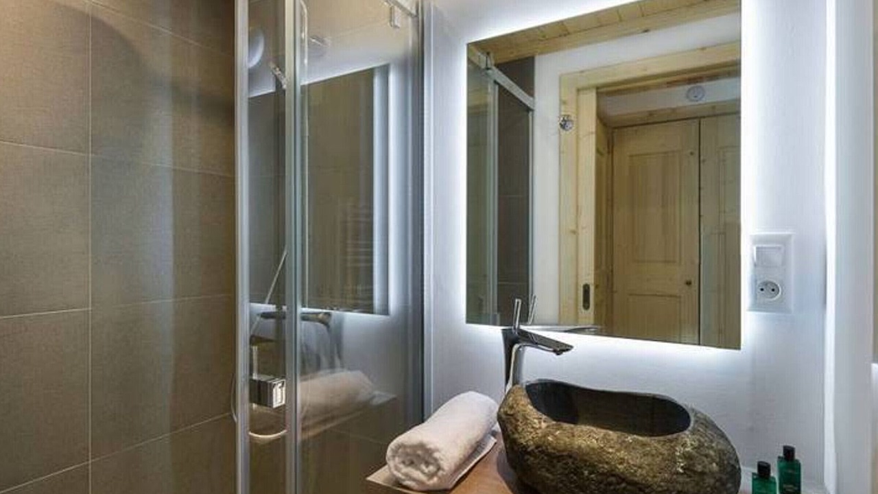 Photo of Bathroom in La Perriere