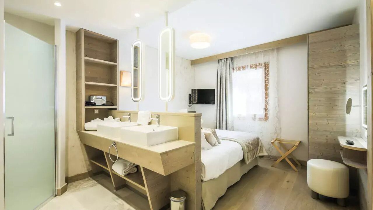 Photo of Bedroom in Meribel Centre