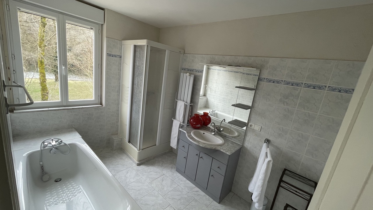 Photo of Bathroom in Cassaniouze