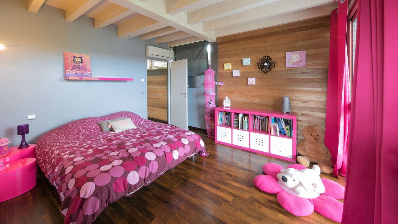 Photo of Bedroom in Veyrier-du-Lac