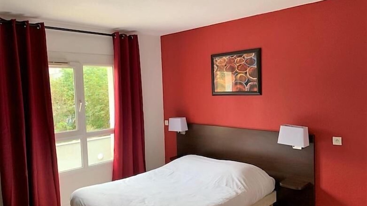 Photo of Bedroom in Quartier Villeneuve - Village-Olympique
