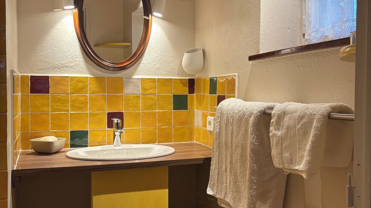 Photo of Bathroom in Gordes