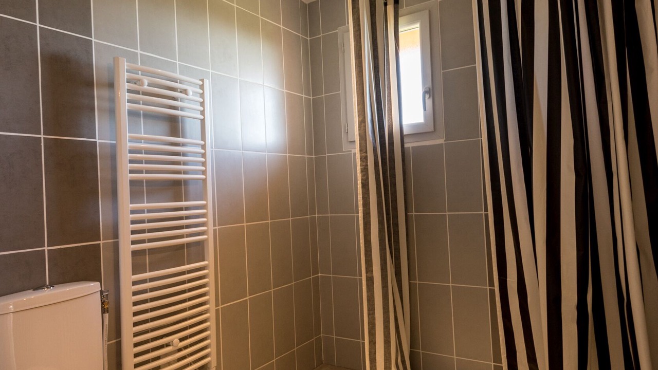 Photo of Bathroom in Teissieres-les-Boulies