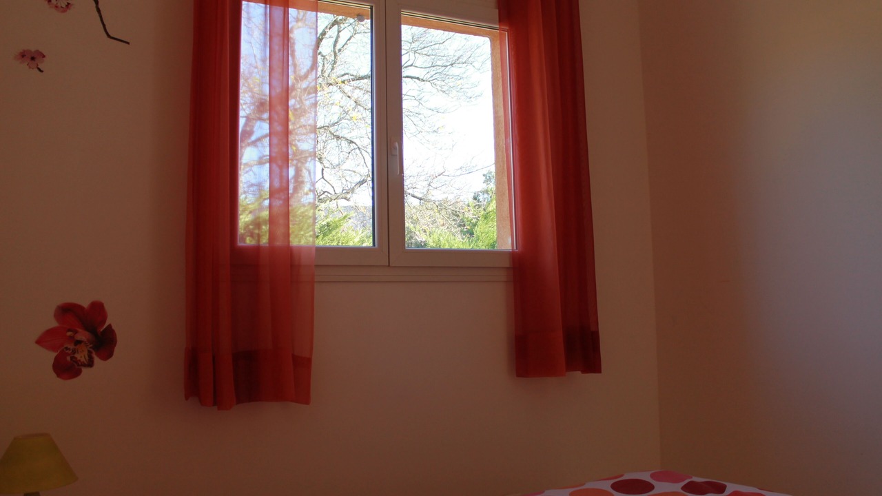 Photo of Bedroom in Lioux