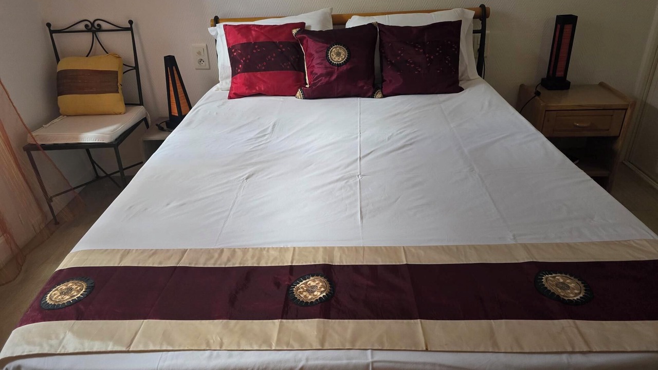 Photo of Bedroom in Bedarrides