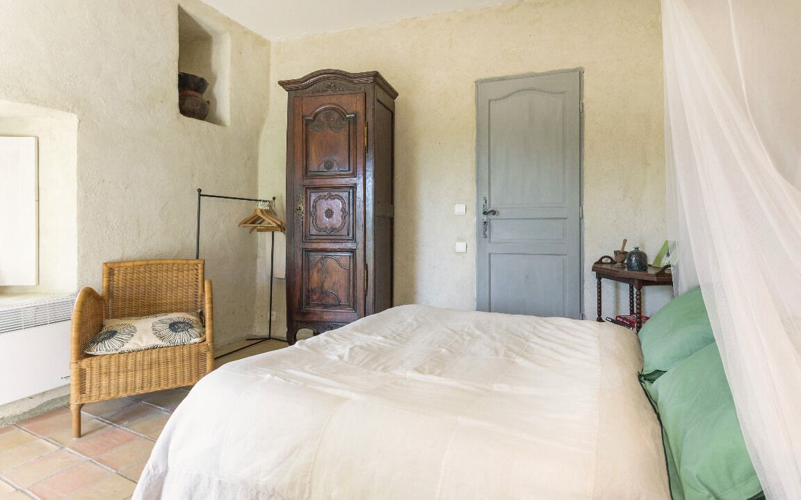 Photo of Bedroom in Murs