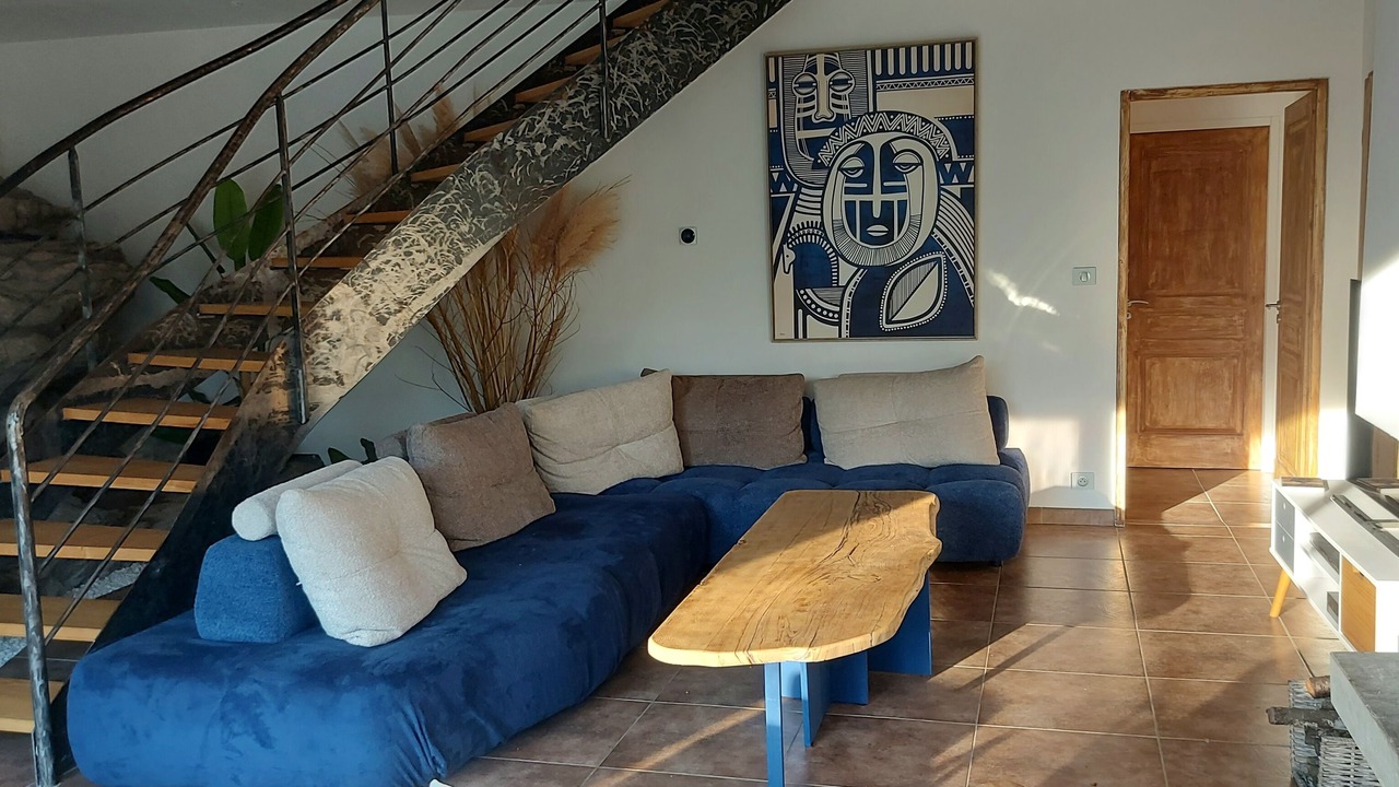Photo of Livingroom in Montreal