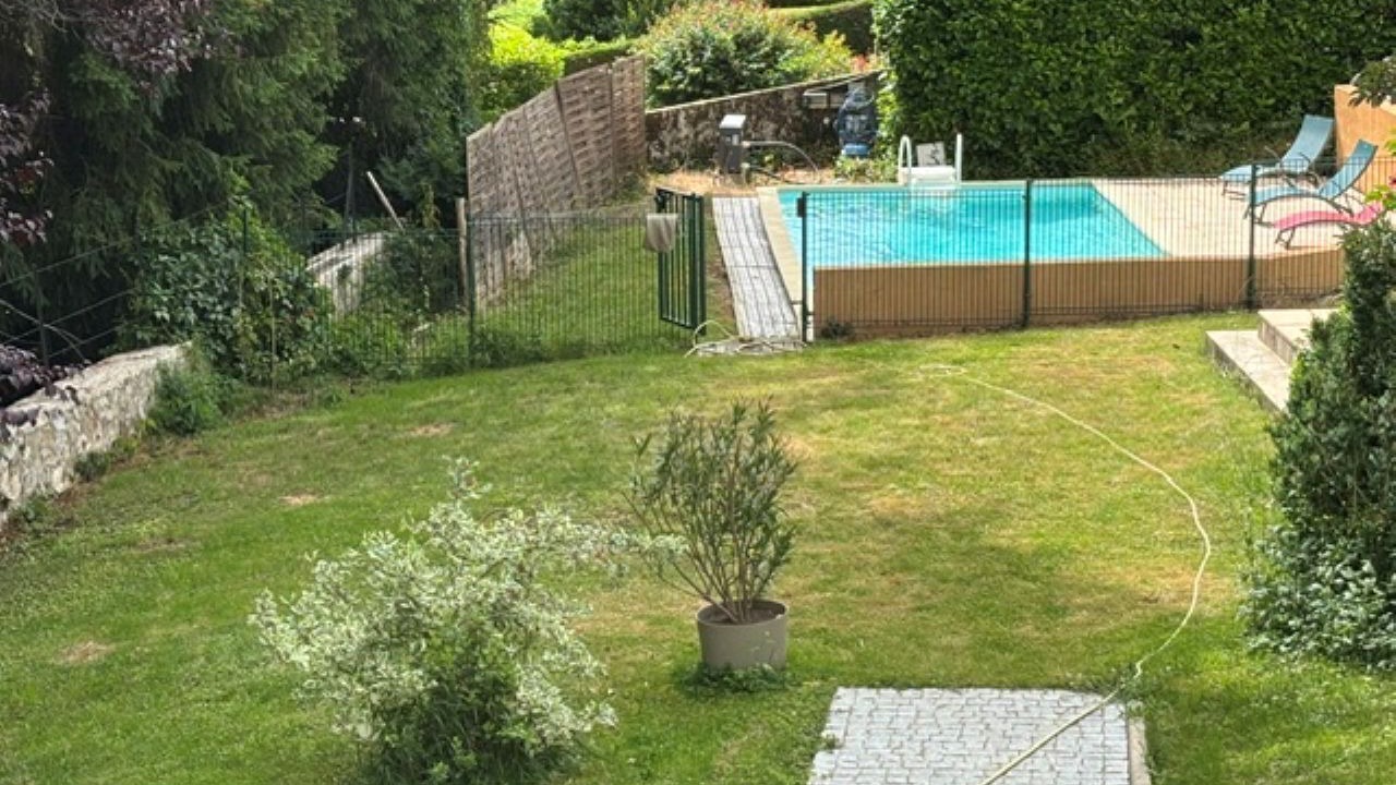 Photo of Outdoor in Le Rouget