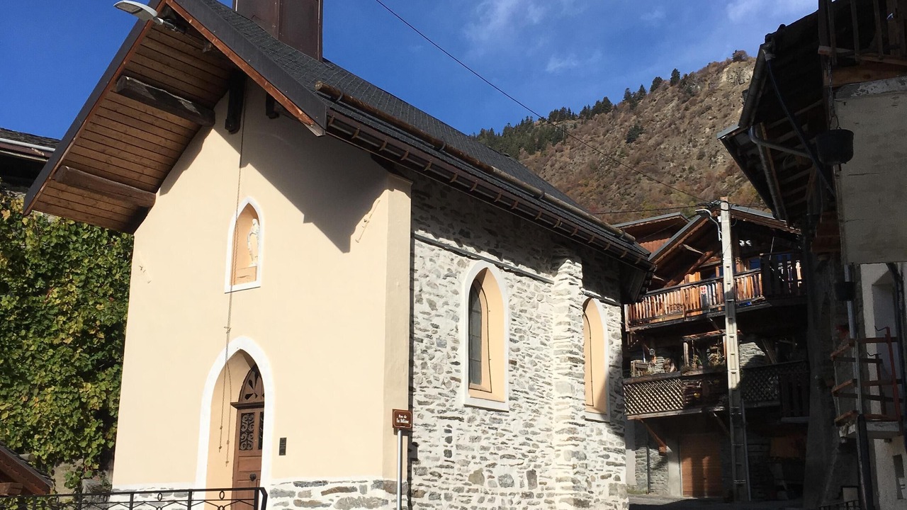 Photo of Others in Great Alpine Road