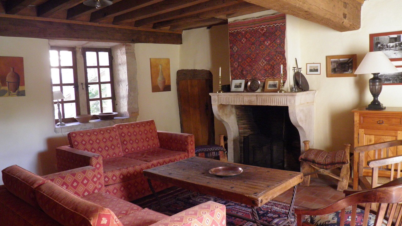 Photo of Livingroom in Regnie-Durette