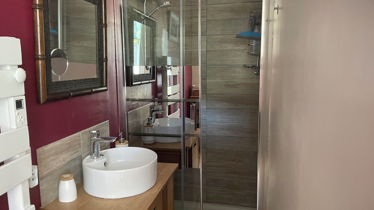 Photo of Bathroom in Saint-Pierre-d'Entremont