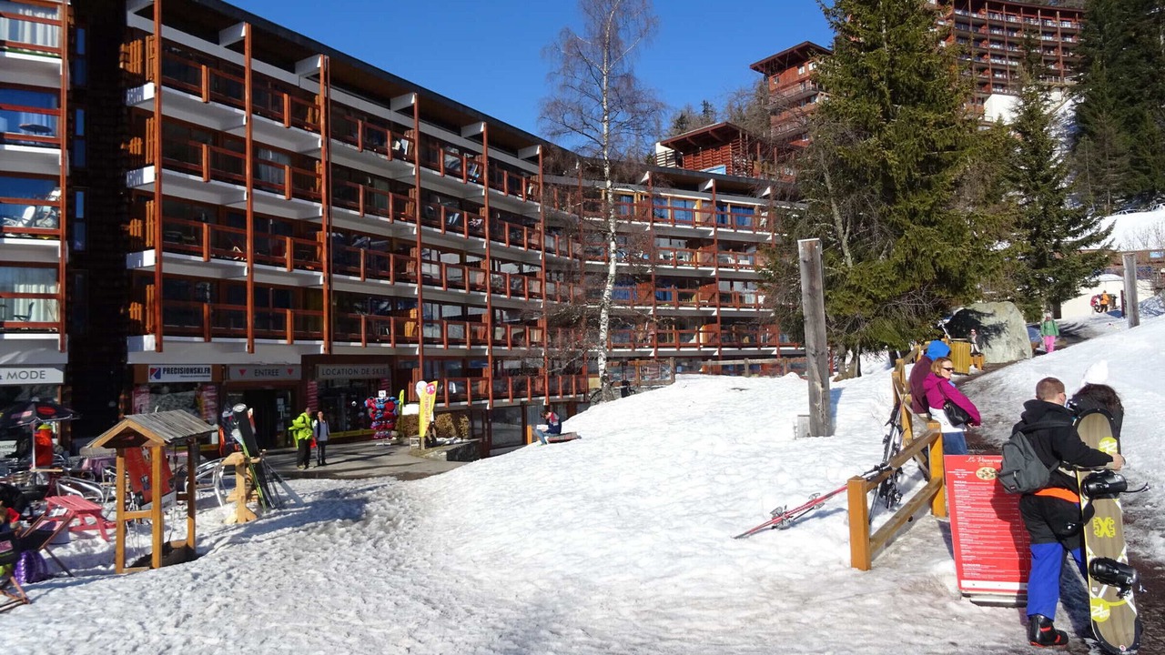 Photo of Outdoor in Arc-1600