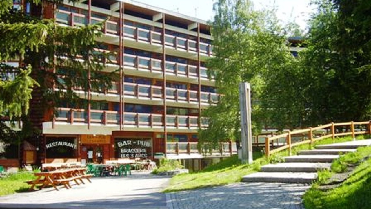 Photo of Outdoor in Arc-1600