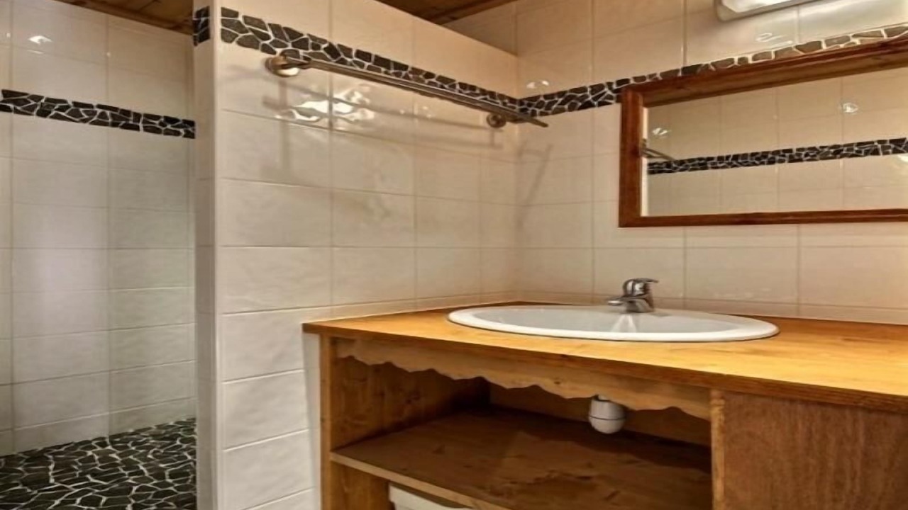 Photo of Bathroom in Plagne Centre