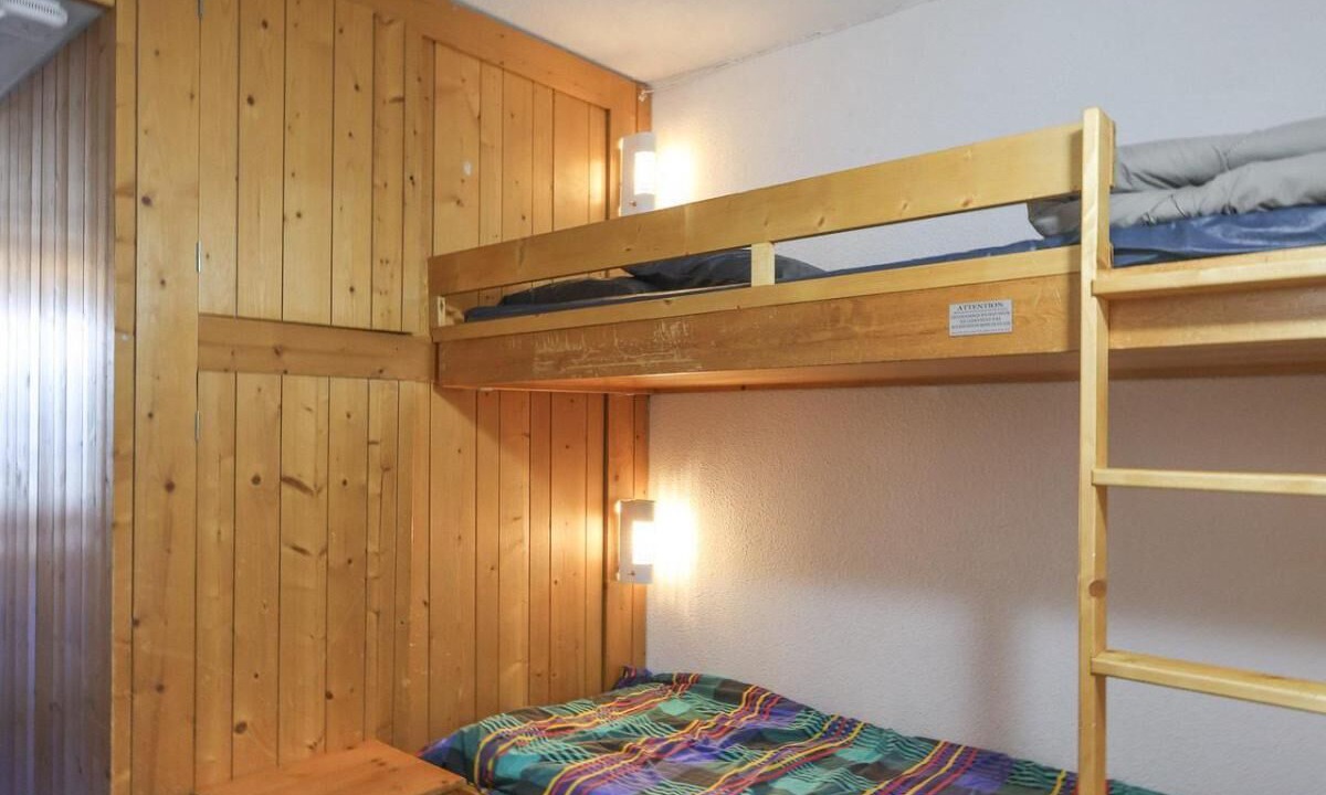 Photo of Bedroom in Arc-1800