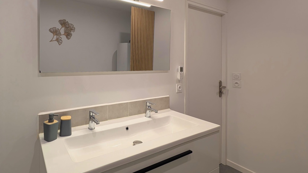 Photo of Bathroom in Montferrat