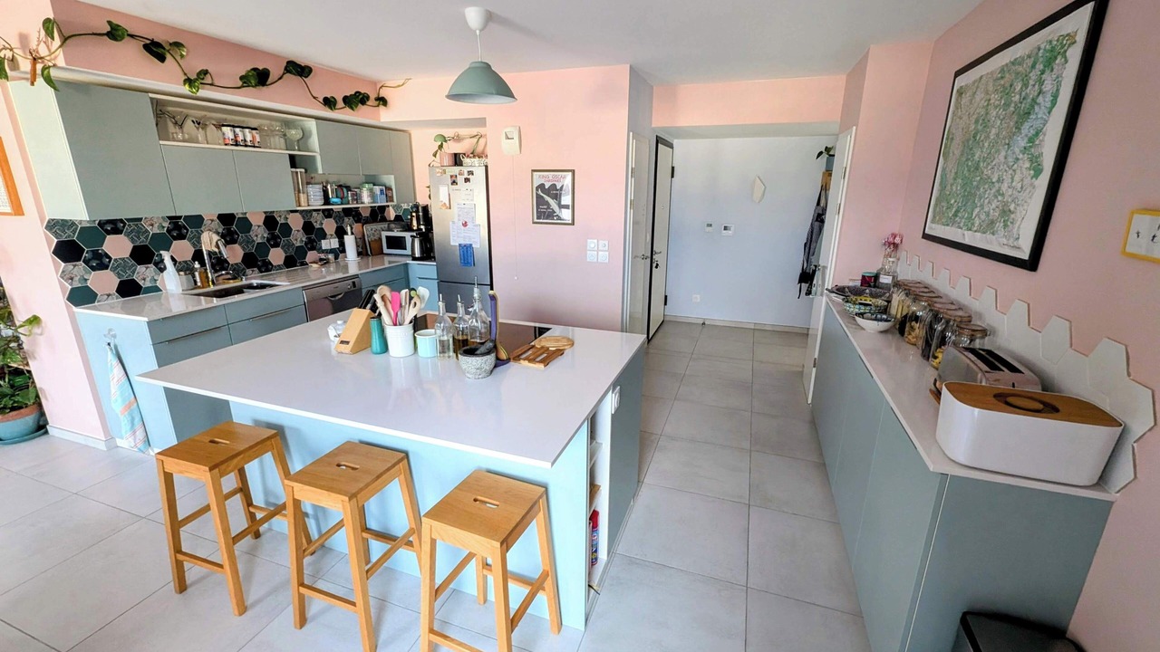 Photo of Kitchen in Ferney-Voltaire