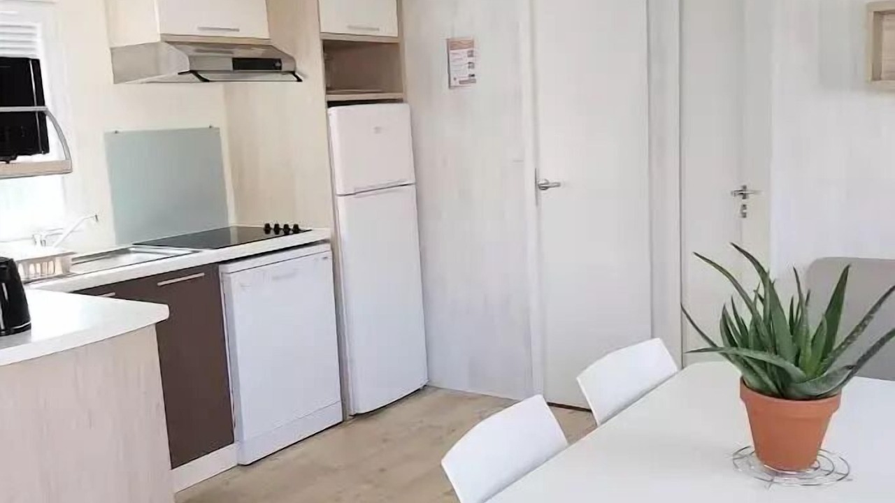 Photo of Kitchen in Flagnac
