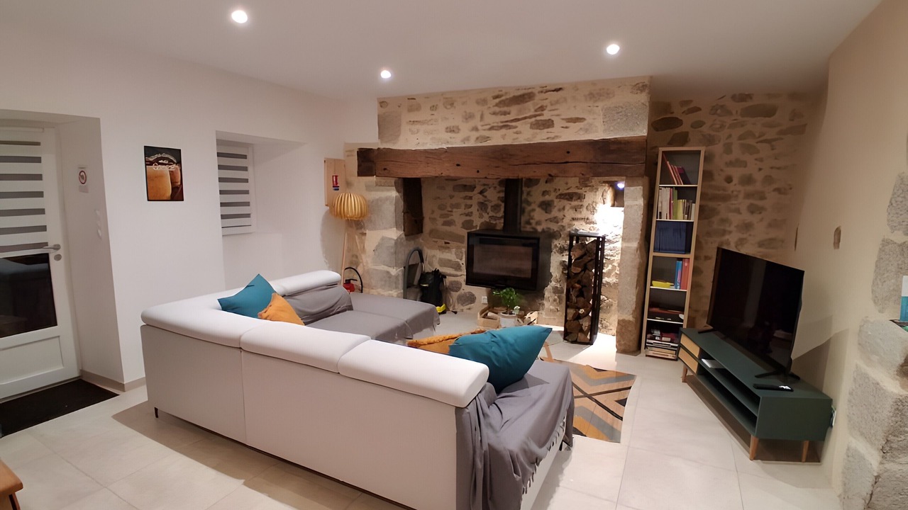 Photo of Livingroom in Saint-Mamet-la-Salvetat