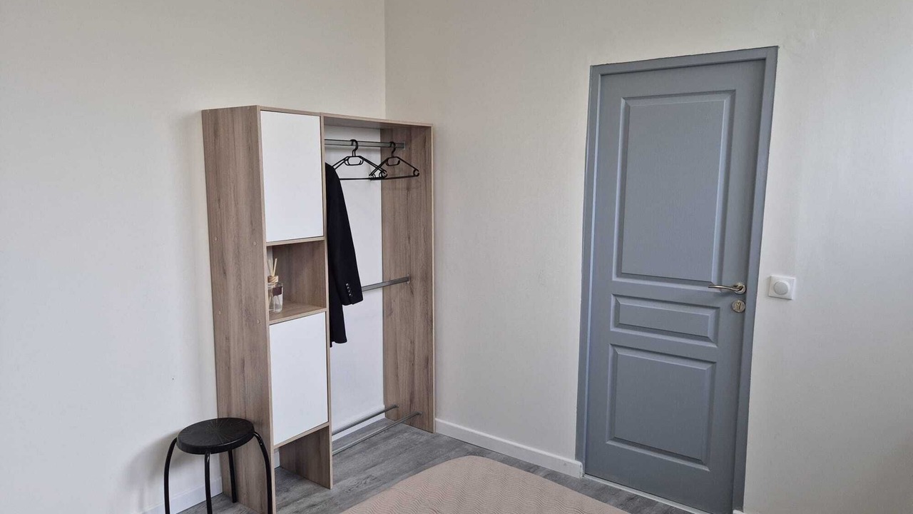 Photo of Bedroom in Melun