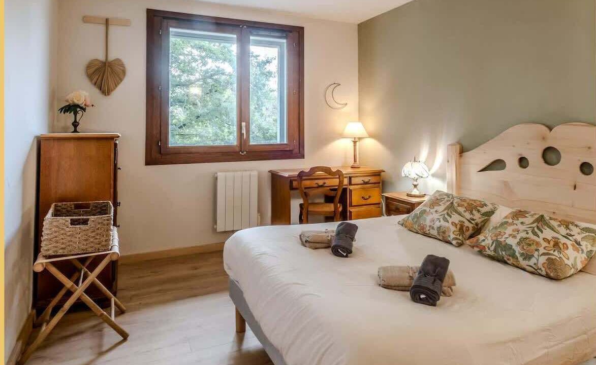 Photo of Bedroom in Saint-Julien-en-Genevois