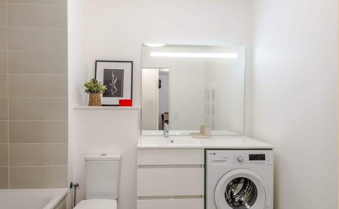 Photo of Bathroom in Cluses
