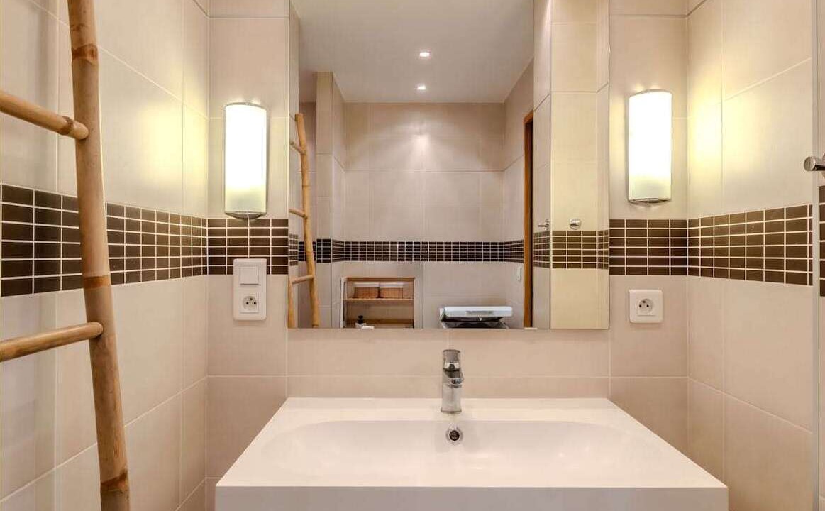 Photo of Bathroom in Ambilly