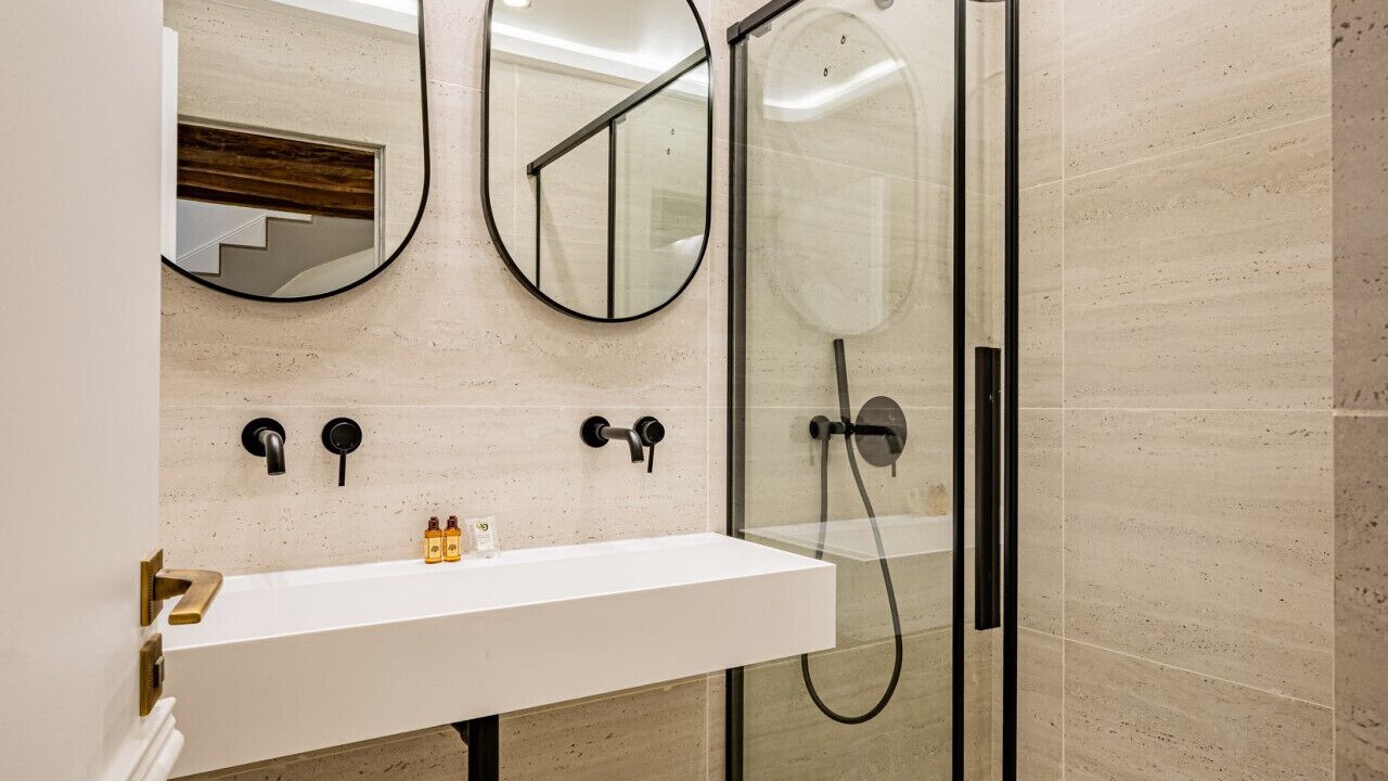 Photo of Bathroom in Sorbonne