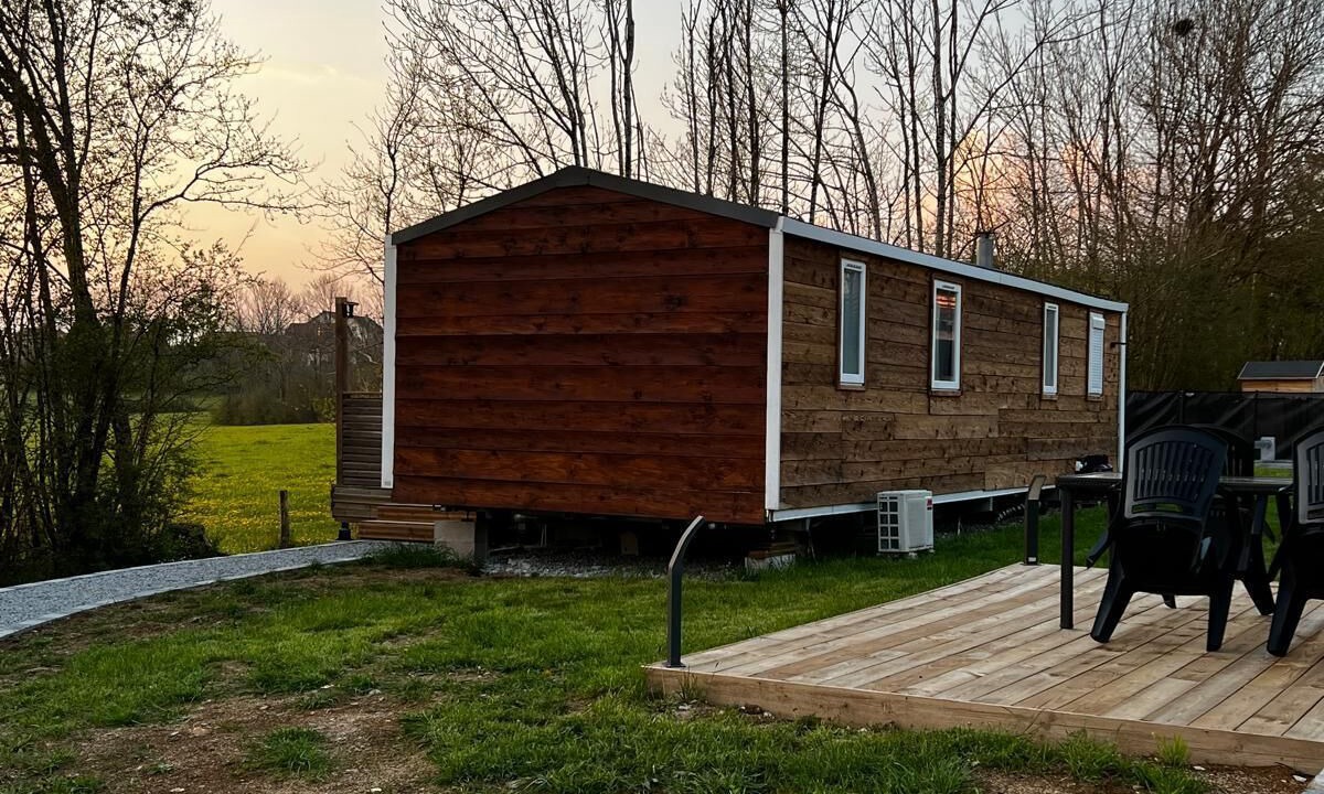 Photo of Outdoor in Loray