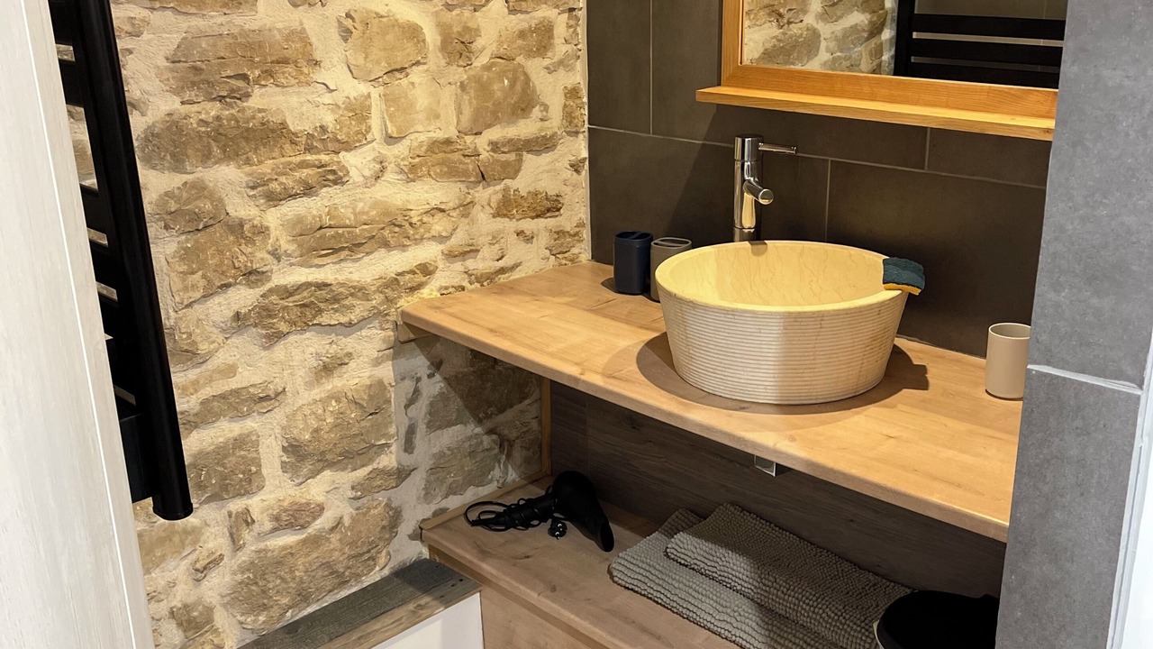 Photo of Bathroom in Cousance