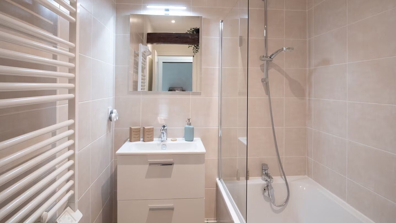 Photo of Bathroom in Saint-Thibaud-de-Couz