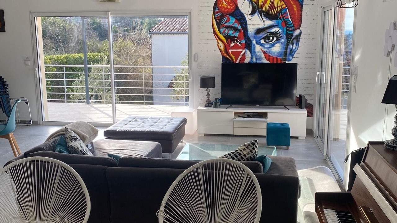Photo of Livingroom in Vinezac