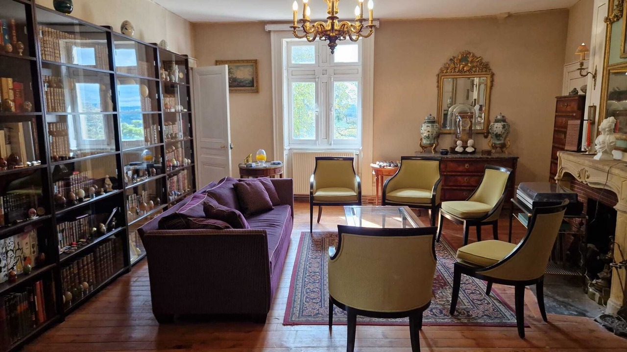 Photo of Livingroom in Saint-Bonnet-les-Oules