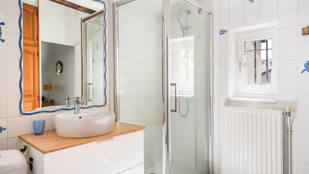 Photo of Bathroom in 3rd Arrondissement