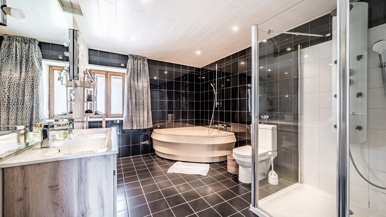 Photo of Bathroom in La Balme-de-Sillingy