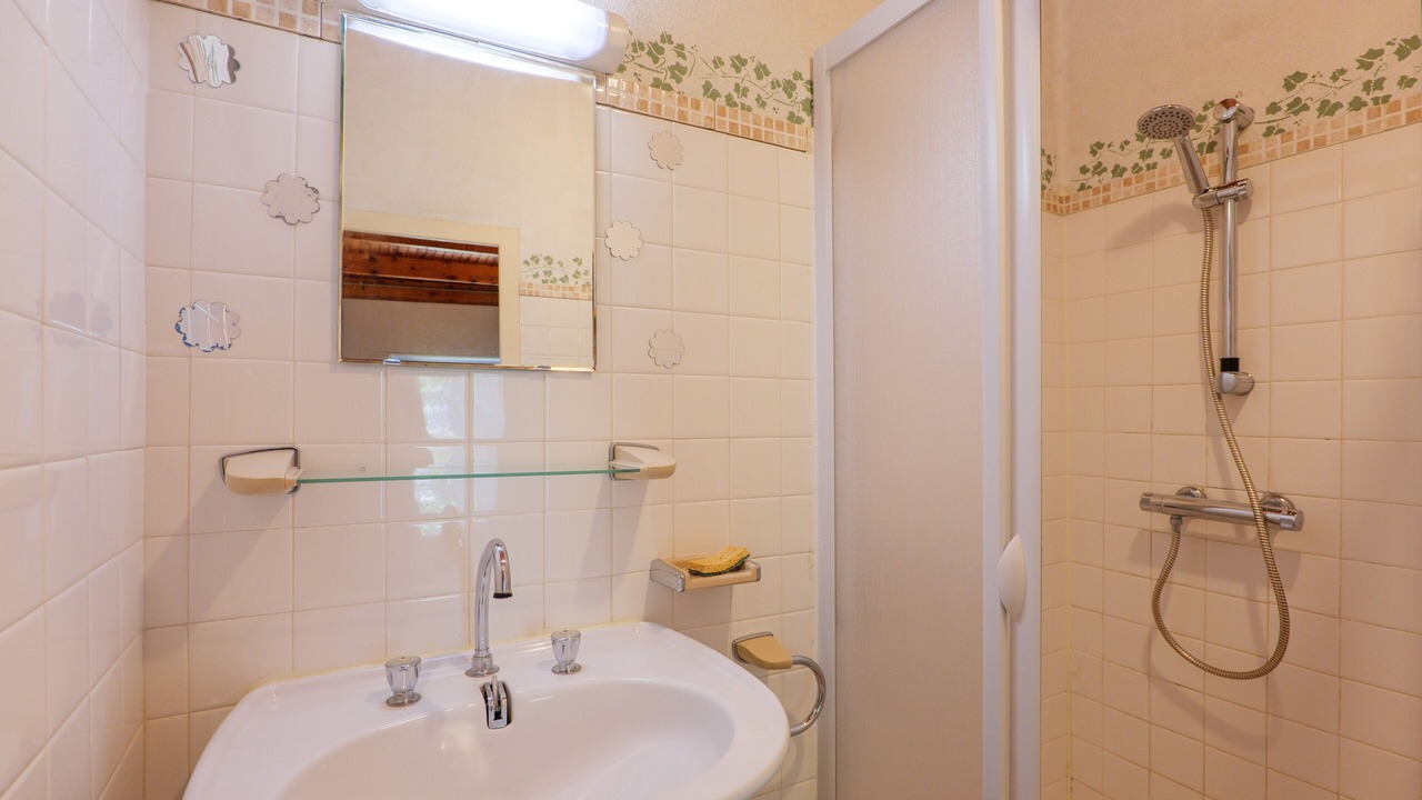 Photo of Bathroom in Chauzon