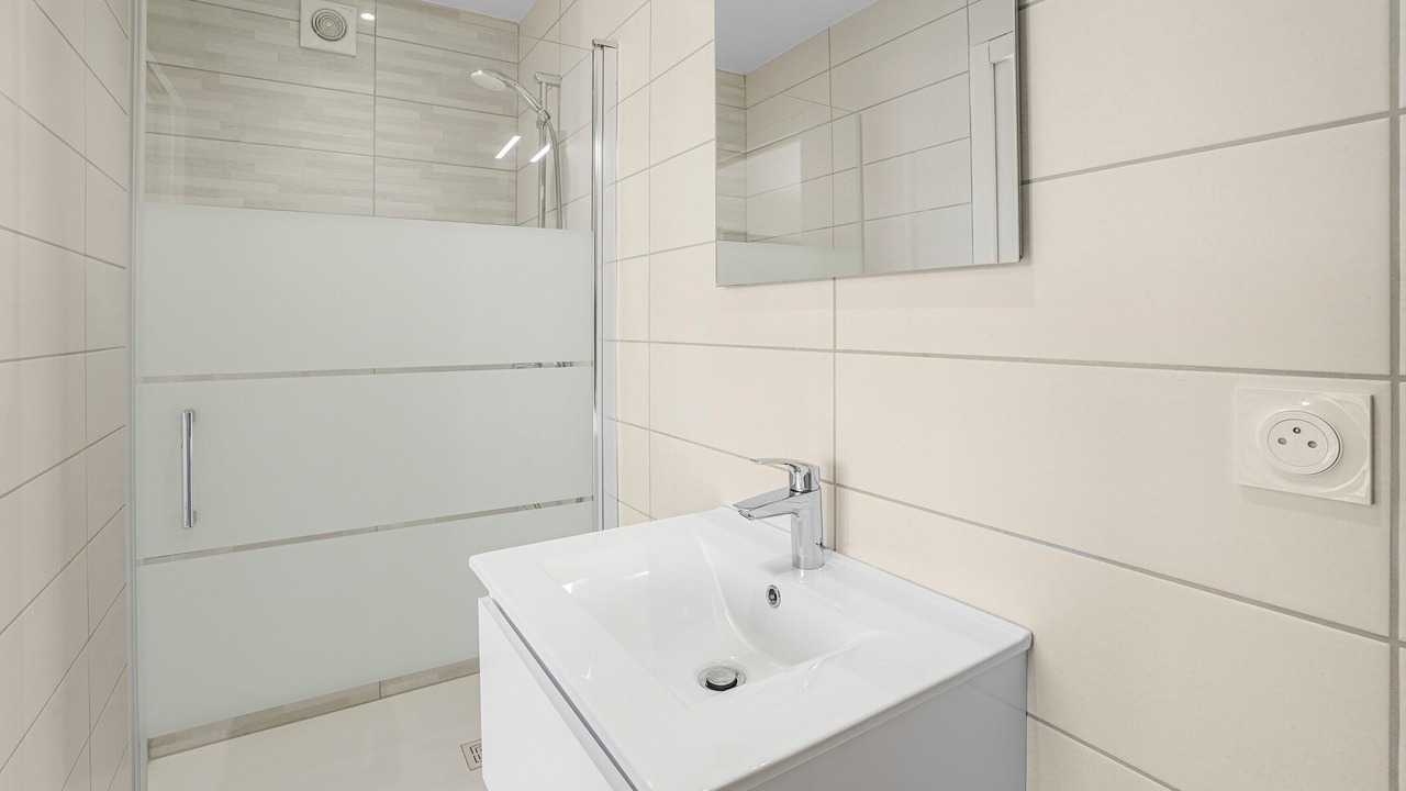 Photo of Bathroom in Veauchette