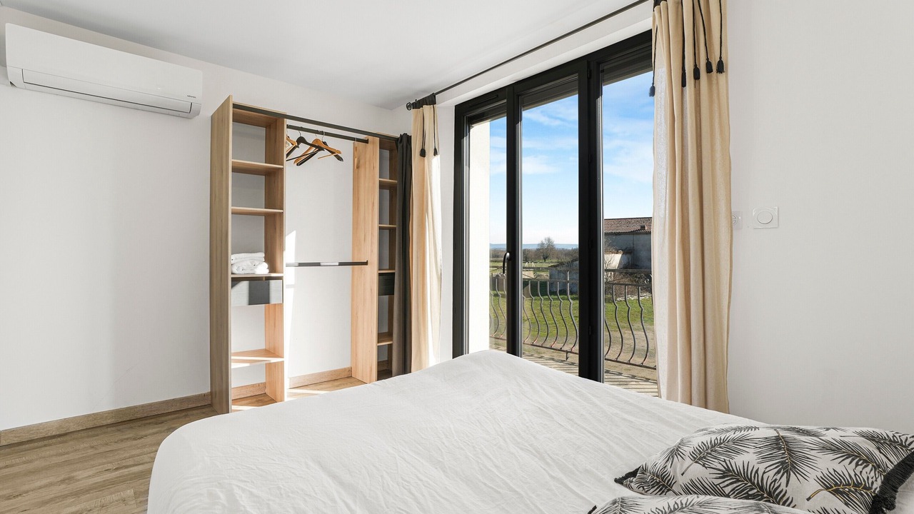 Photo of Bedroom in Veauchette